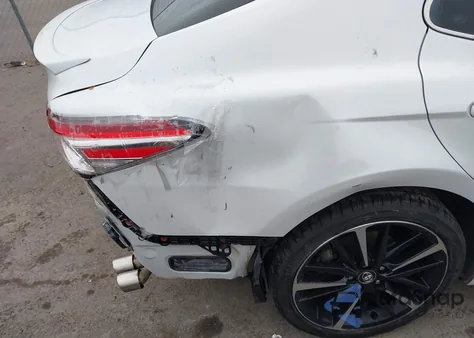 2020 Toyota Camry Xse z USA, uszkodzony, nr VIN 4T1K61AK1LU859796